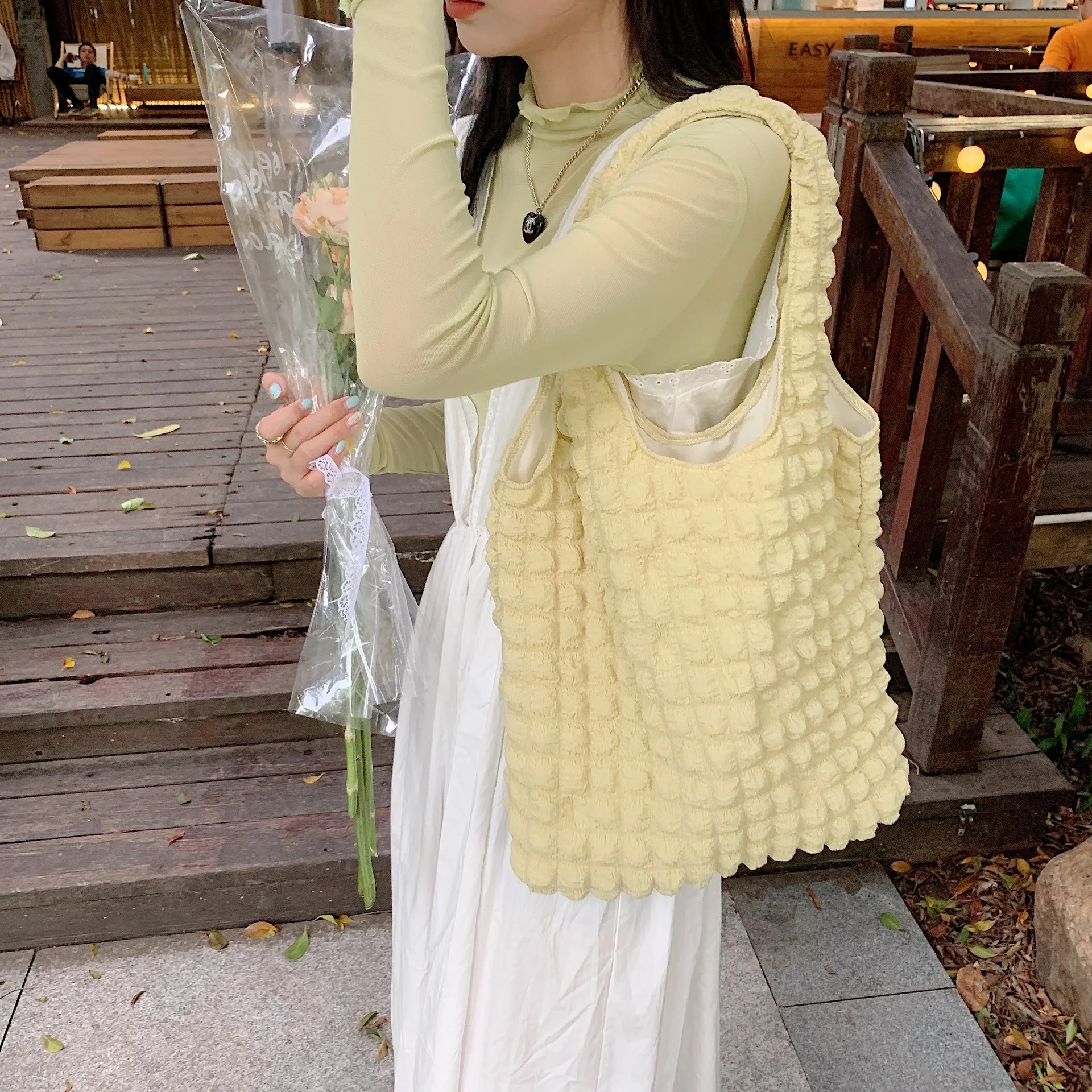 Дамски Чанти през рамо със собствени плиссированными мехурчета, дамска жилетка с голям капацитет, чанта за подмишниците, чанта-тоут, пазарска чанта от мека тъкан, тъкани чанти3