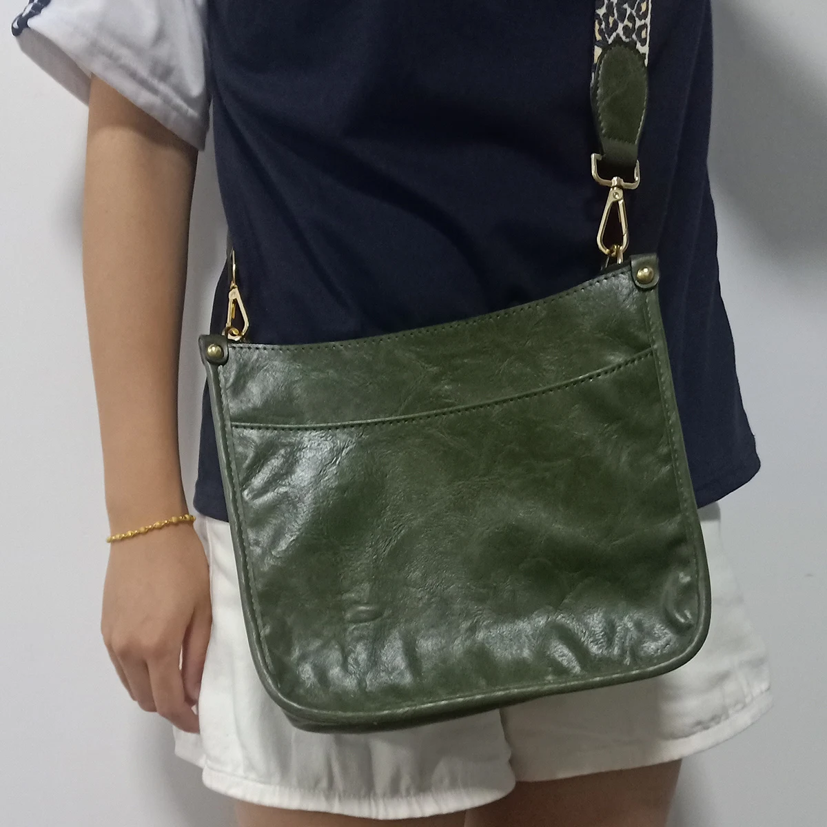 1 бр., дамска чанта за през рамото от изкуствена кожа черен и зелен цвят, ежедневни реколта чанта през рамо5