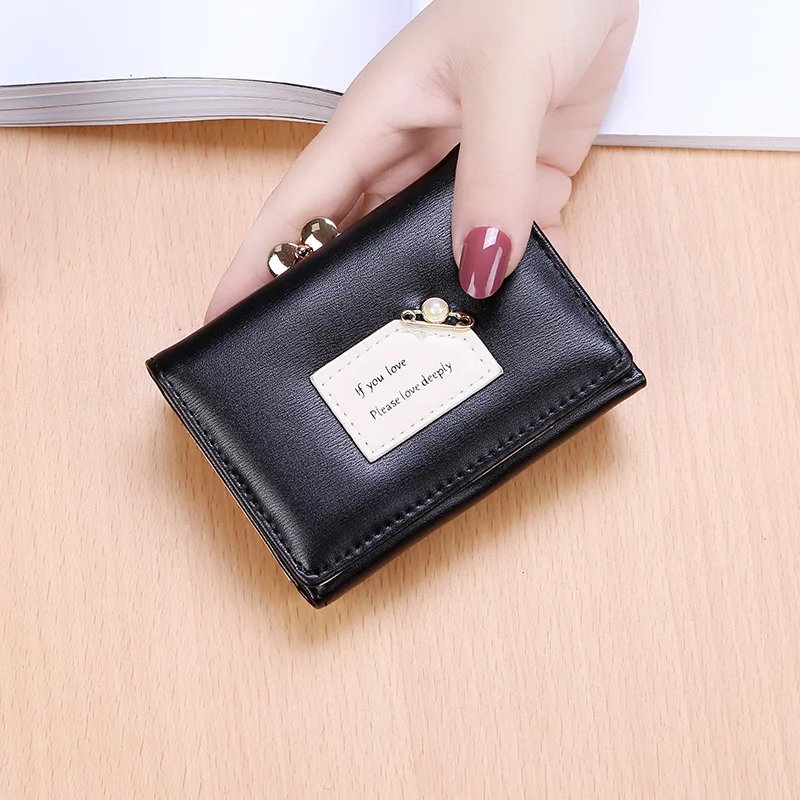 Нова дамски корейската версия на чантата си, просто модерен студентски кратък портфейл с три ниши, дизайнерски портфейл с джоб за карти, портфейли4
