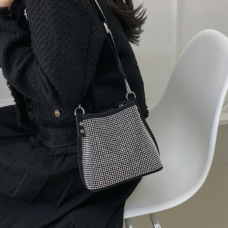 Брандираната bag-чанта за жени 2023, нови качествени чанти за рамо от изкуствена кожа, летни чанти и портмонета, дамски официални чанти през рамо1