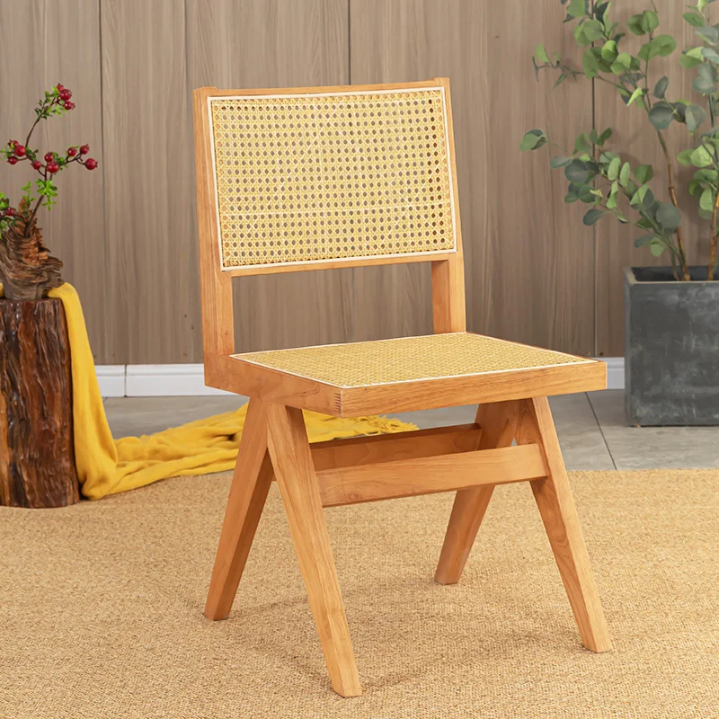 Трапезария стол с дървени крака в градината, минималистичен дизайнерски стол за почивка на балкона, Ергономичен Стол за грим Silla Comedor, Луксозни мебели0