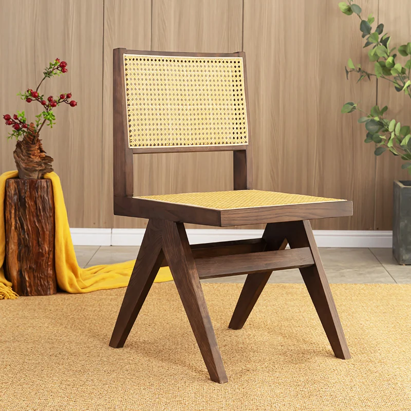 Трапезария стол с дървени крака в градината, минималистичен дизайнерски стол за почивка на балкона, Ергономичен Стол за грим Silla Comedor, Луксозни мебели1