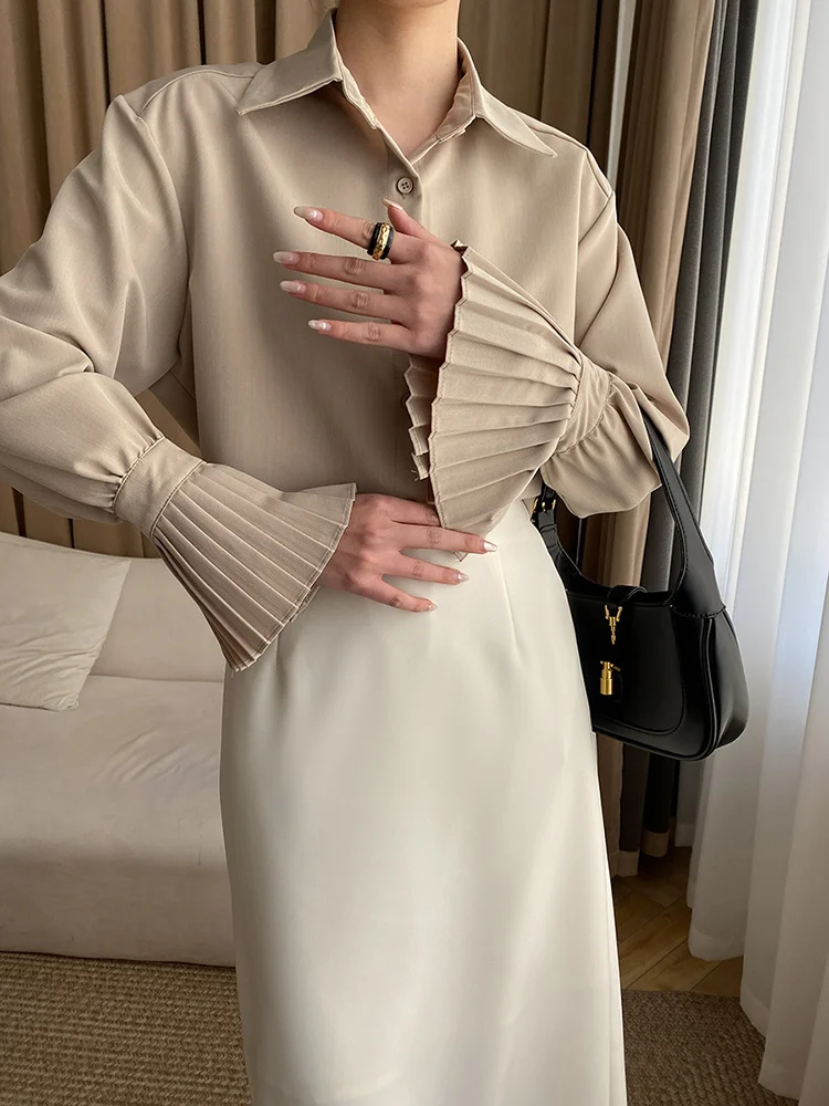Дамски Бял плиссированная елегантна блуза, нова риза Свободно намаляване с дълъг расклешенным ръкава и ревера, Модерен прилив, пролет-есен 2023 M4380