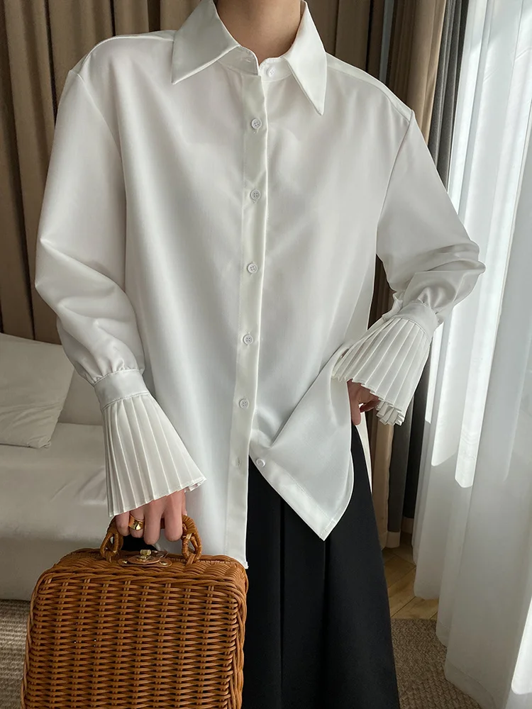 Дамски Бял плиссированная елегантна блуза, нова риза Свободно намаляване с дълъг расклешенным ръкава и ревера, Модерен прилив, пролет-есен 2023 M4383