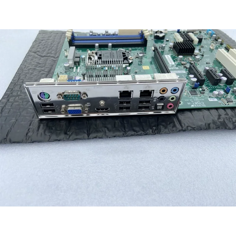 C7Q67-H За вграждане в работния плот на дънната платка Supermicro 2-ро поколение Core i3 i5 i7 Серията LGA1155 DDR3-1333MHz Гореща Разпродажба2
