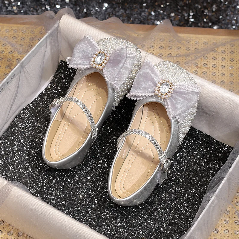 Пролетно нова детска кожа обувки подметка с перлата на носа, обувки принцеси за момичета, ежедневни обувки на плоска подметка с кристали за момичета1