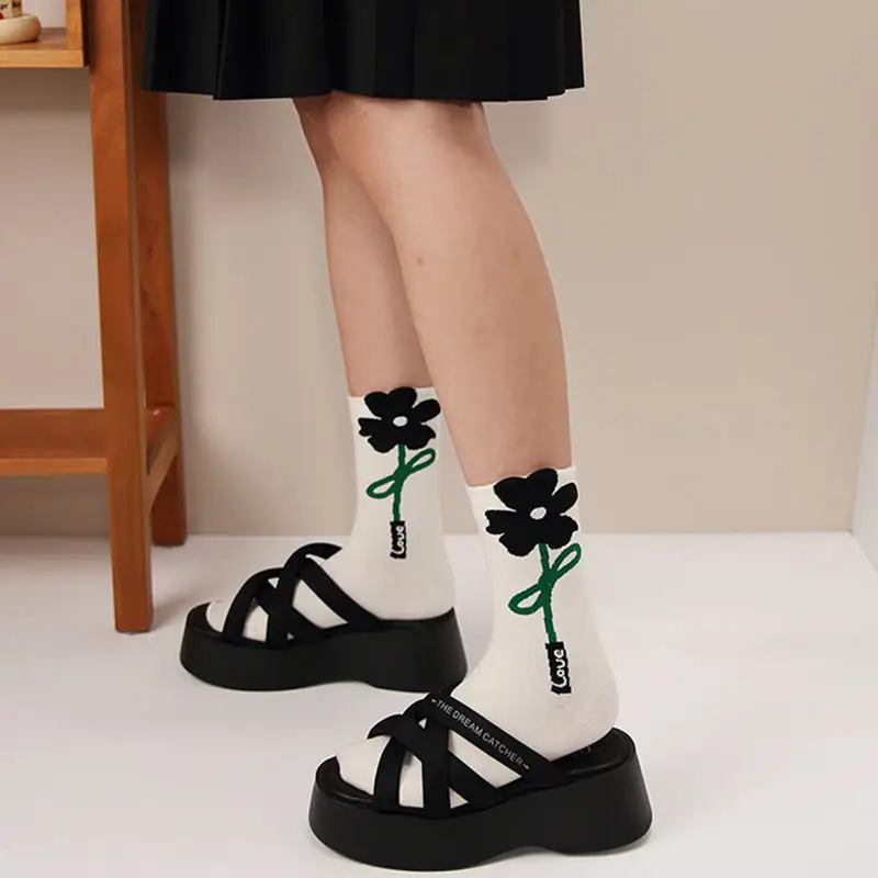 Дамски Чорапи с хубав кавайным анимационни цветен заек в японски корейски стил, изработени от памук Harajuku, забавни дишащи ежедневни къси чорапи с цветен модел4