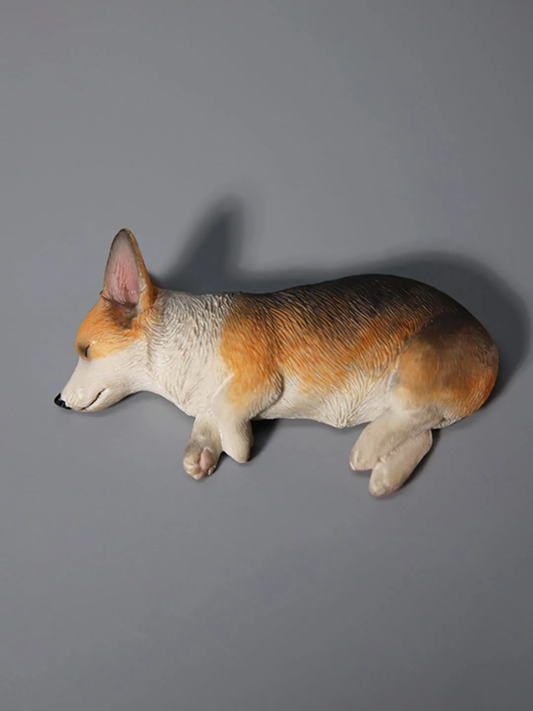 Около 8 см Странично Спящ Corgi Моделиране кола украса Творчески desk Зимен сън кученце F Играчка Фигурка на Сцената Аксесоари Дисплей3
