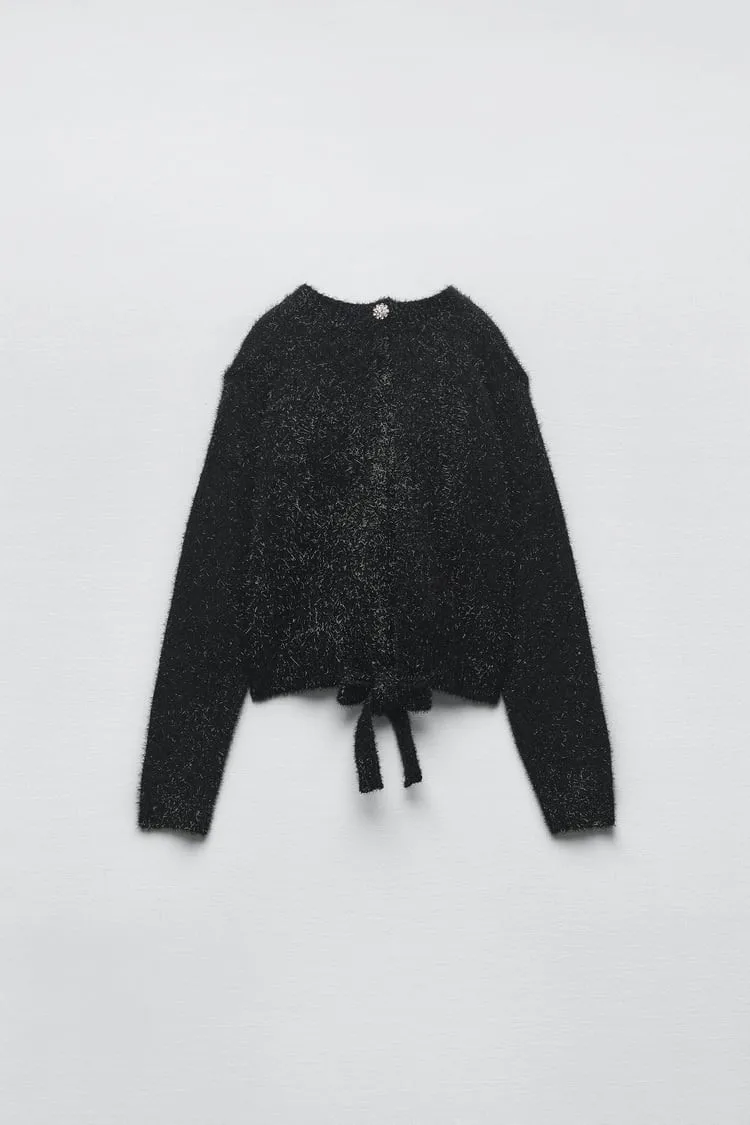 traf05755142800 Женски черен пуловер с дълъг ръкав и кръгло деколте на гърба, вязаный 57551423