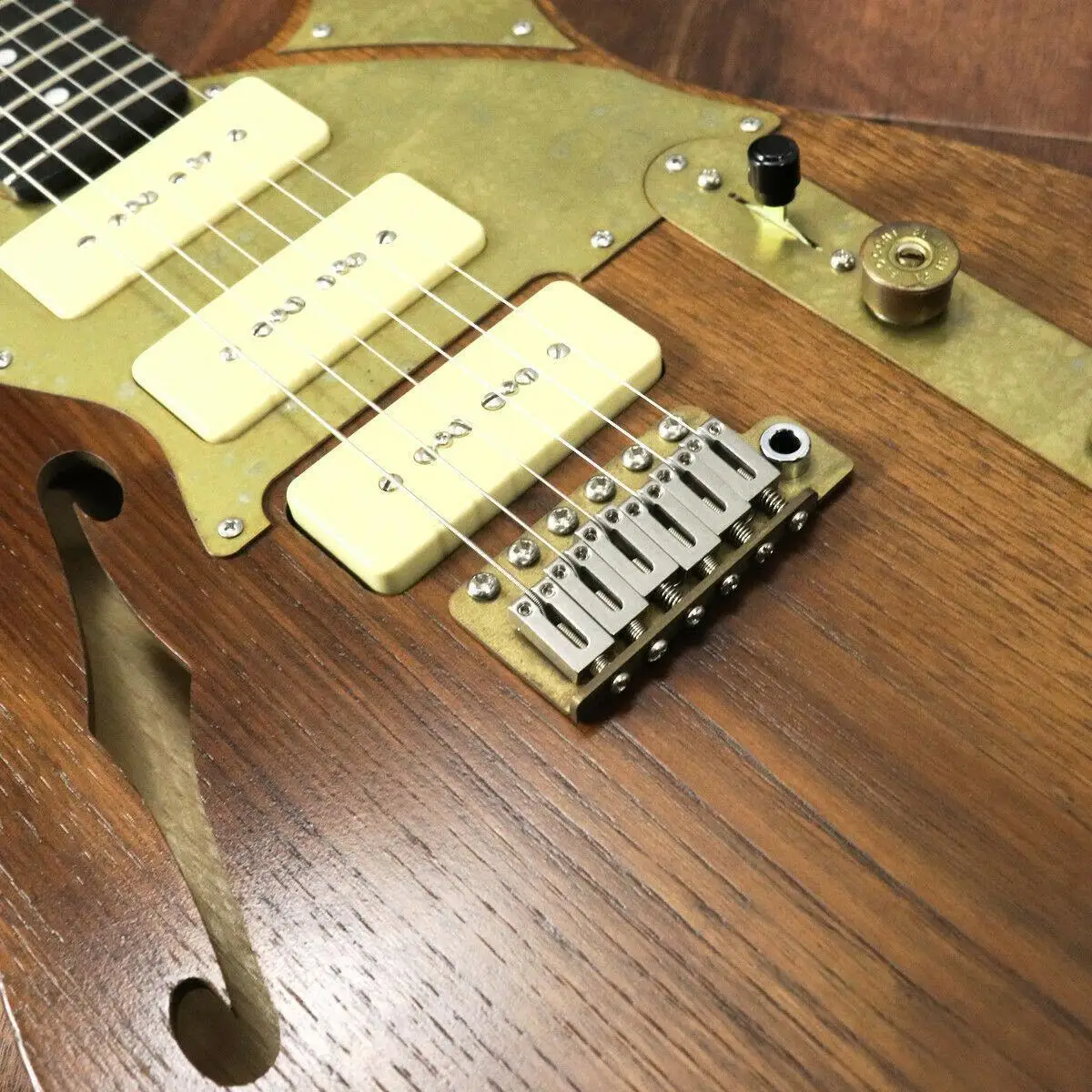 Фабрична настройка Нов Цвят на дървото Натурален електрическа китара с 6 струни Махагон5