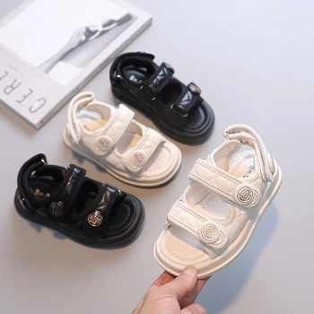 2023 Детски летни сандали, шик ежедневни сандали за момичета, обикновена черна детски модни обувки на принцесата в японски стил с класически цветове и катарама