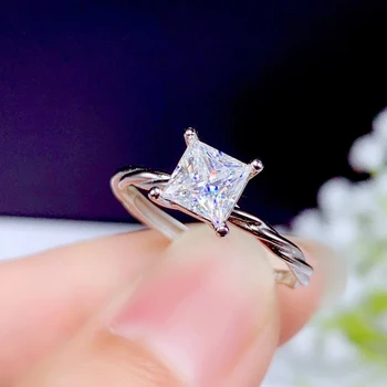 CoLife Бижута Принцеса Квадратно годежен пръстен с муассанитом 5.5 mm 1 карат сребърен пръстен с муассанитом D Coolor за сватба
