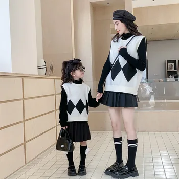 Еднакви пуловери за майки и дъщери, трикотажный топ за мама и момченце, женски коледен вязаный пуловер без ръкави, вязаный жилетка за момичета