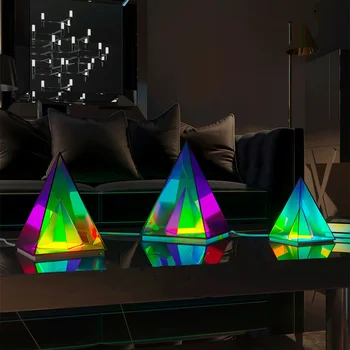 Настолна лампа Noxu Supesu Пирамида в стаята, атмосферата хол, спалня, творчески led положителен куб, акрил цвят лека нощ