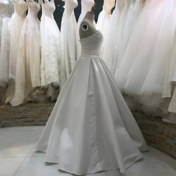 Уважаеми бална рокля, просто сватбена рокля, сатен за сватбени рокли в сгъвката на дължина до пода